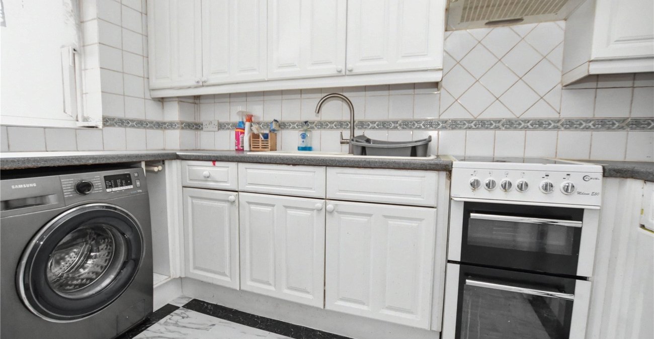 2 bedroom property for sale in Bexleyheath | Robinson Jackson