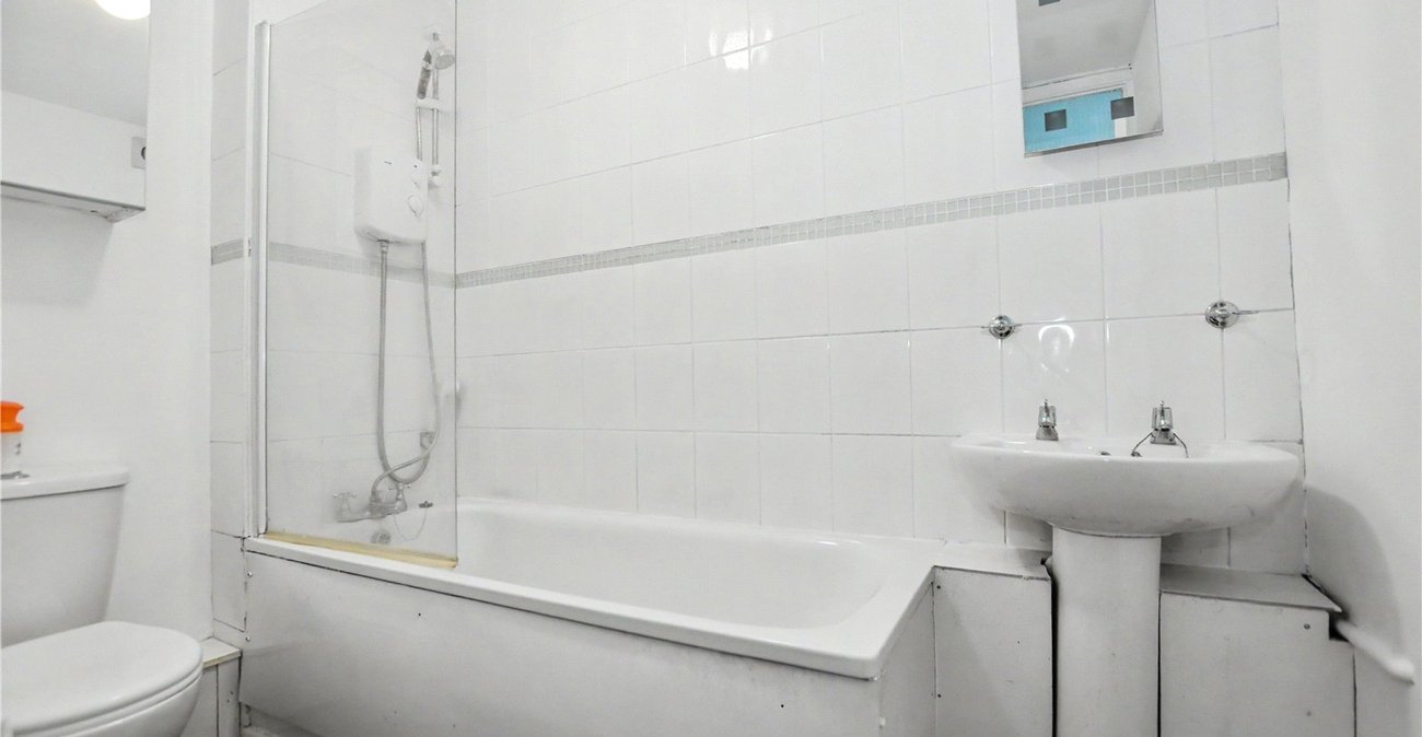 2 bedroom property for sale in Bexleyheath | Robinson Jackson