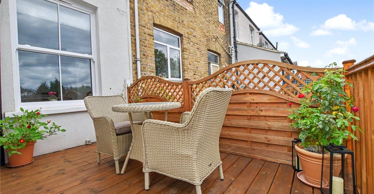 3 bedroom house for sale in Bexleyheath | Robinson Jackson