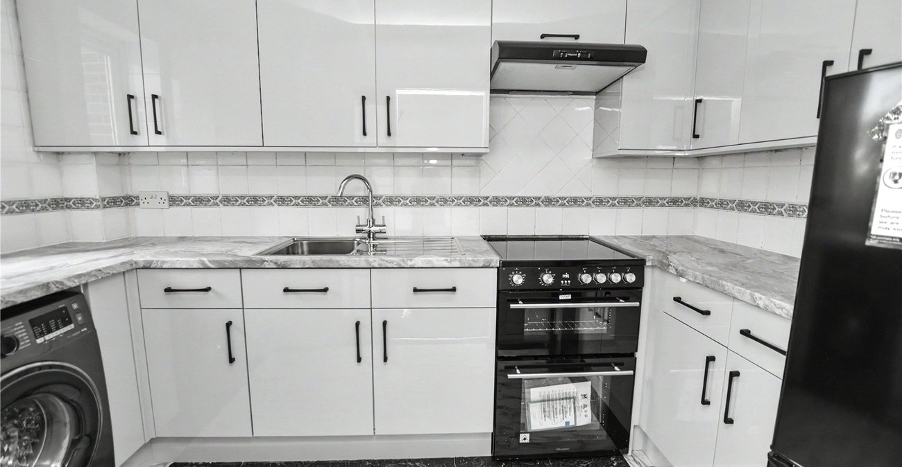2 bedroom property for sale in Bexleyheath | Robinson Jackson