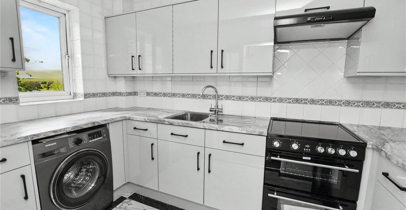 2 bedroom property for sale in Bexleyheath | Robinson Jackson