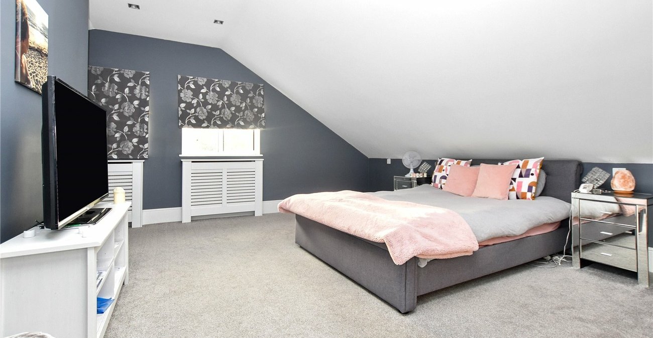 4 bedroom house for sale in Bexleyheath | Robinson Jackson