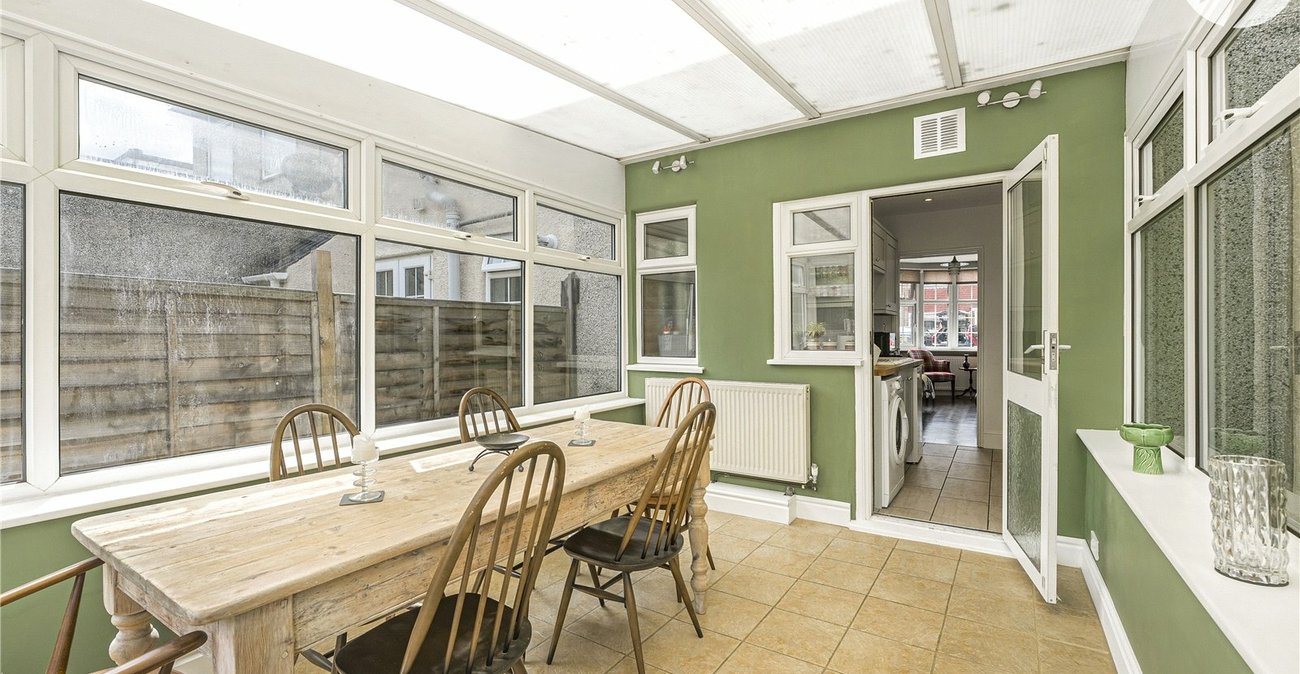 3 bedroom house for sale in Dartford | Robinson Jackson