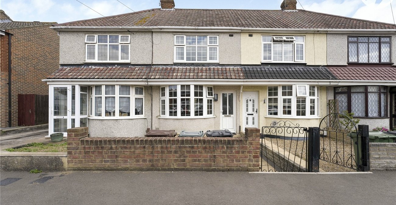 3 bedroom house for sale in Dartford | Robinson Jackson