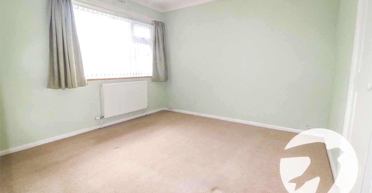 3 bedroom house for sale in Erith | Robinson Jackson