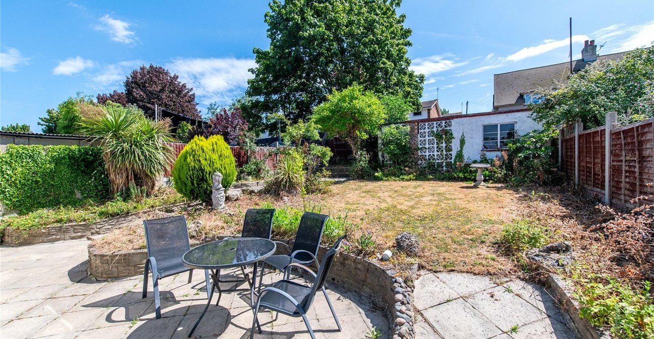 2 bedroom bungalow for sale in Gravesend | Robinson Michael & Jackson