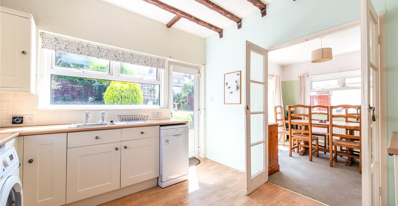 2 bedroom bungalow for sale in Gravesend | Robinson Michael & Jackson