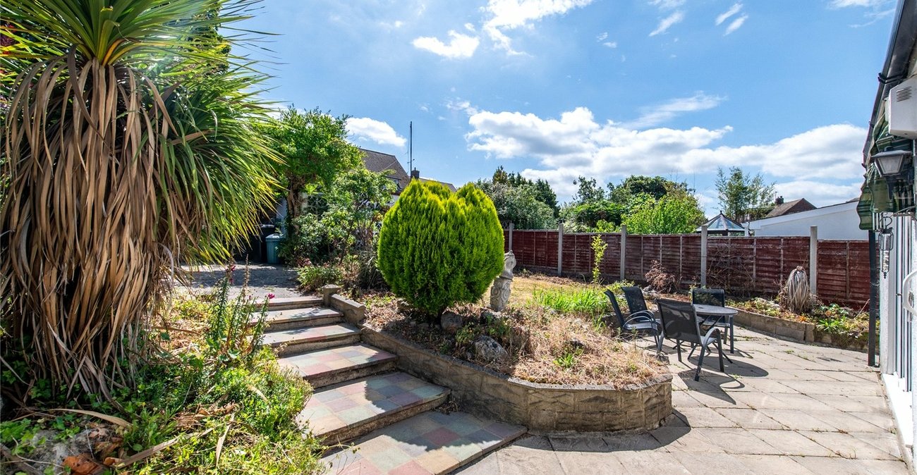 2 bedroom bungalow for sale in Gravesend | Robinson Michael & Jackson