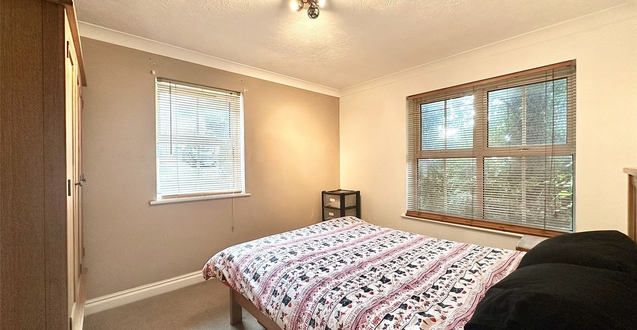 2 bedroom property for sale in Mounts Road | Robinson Jackson