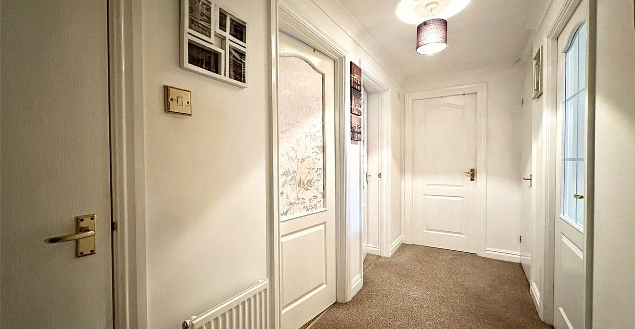 2 bedroom property for sale in Mounts Road | Robinson Jackson