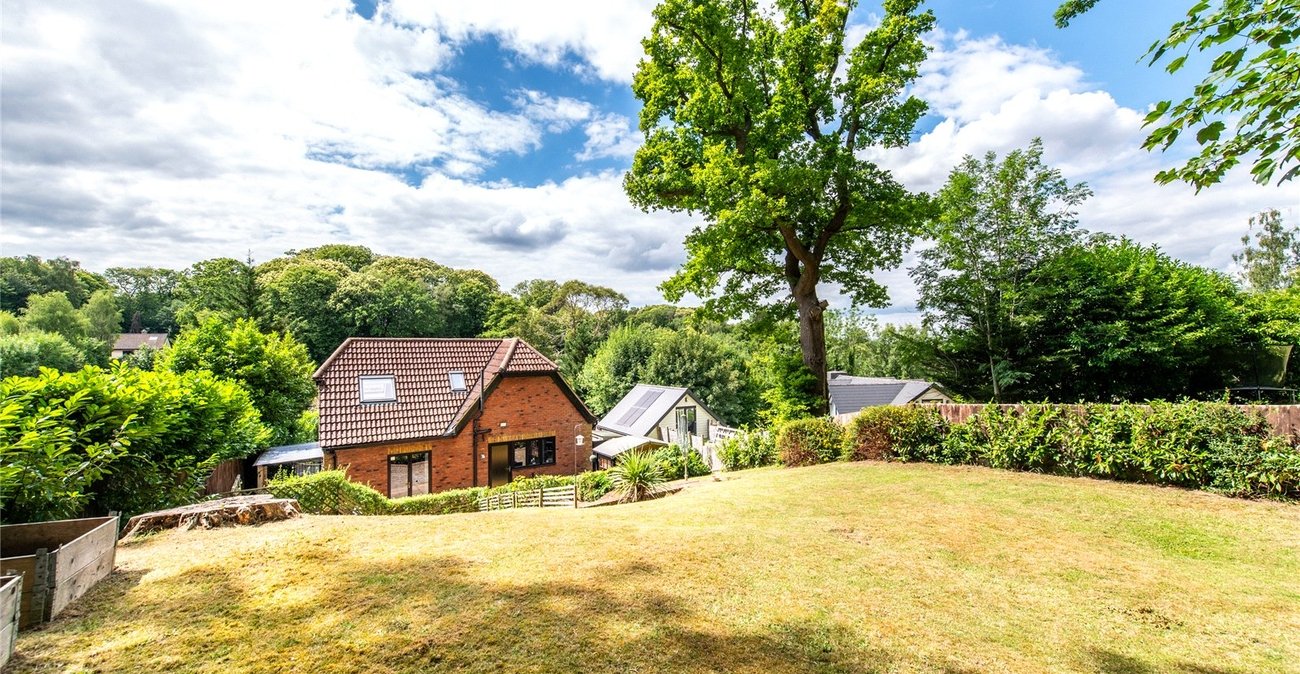 3 bedroom house for sale in Meopham | Robinson Michael & Jackson