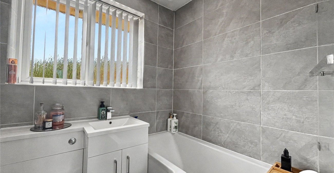 3 bedroom house for sale in Walderslade Woods | Robinson Michael & Jackson