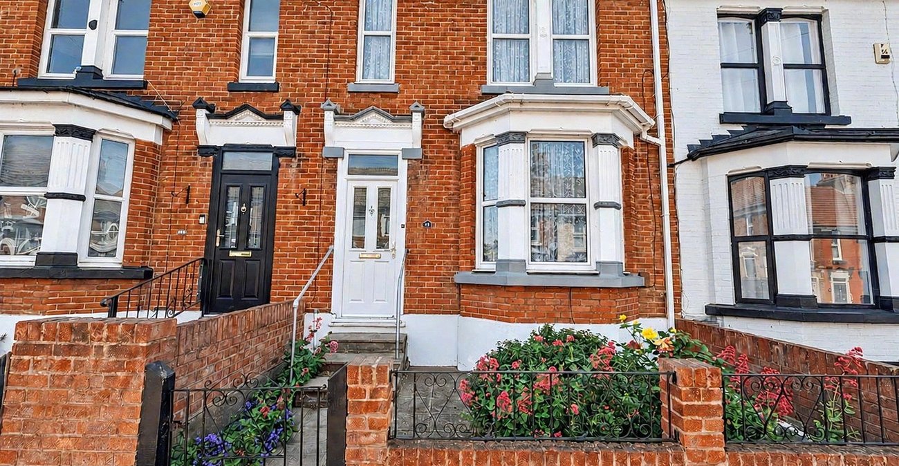 3 bedroom house for sale in Gillingham | Robinson Michael & Jackson