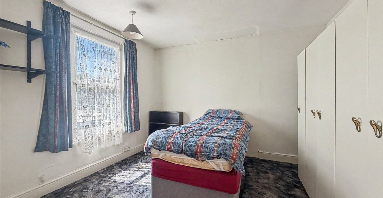 3 bedroom house for sale in Gillingham | Robinson Michael & Jackson