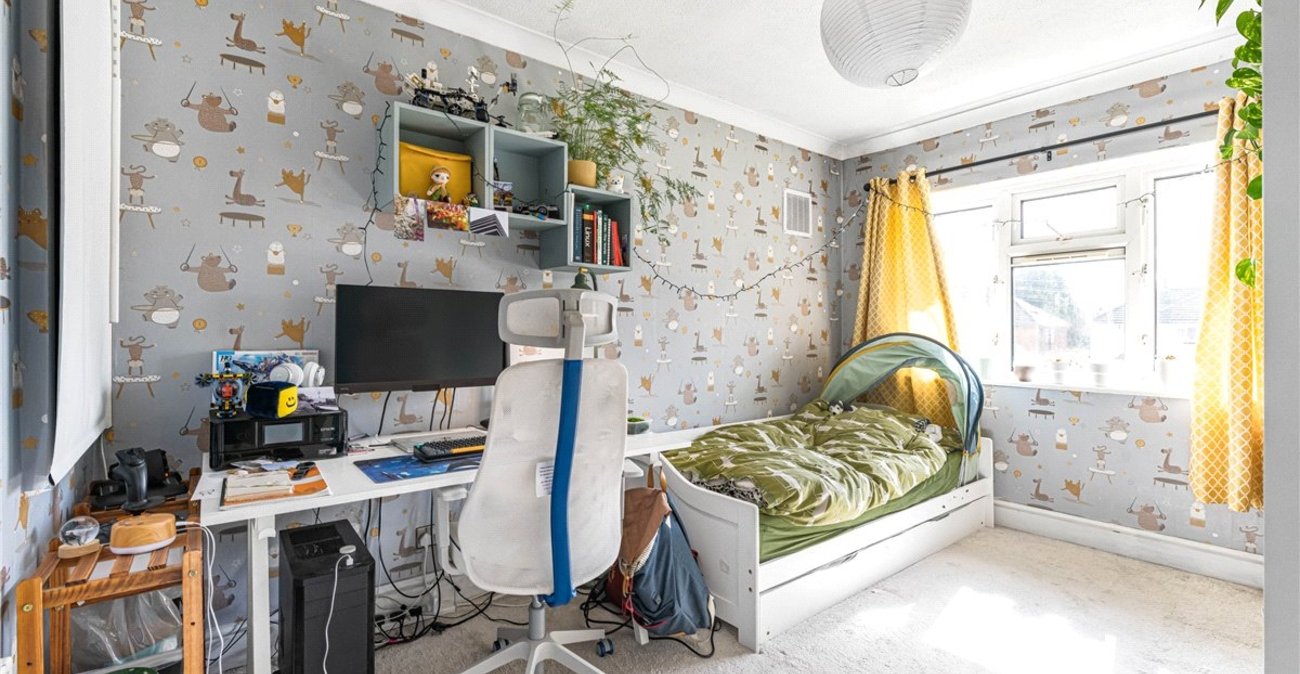 2 bedroom property for sale in Orpington | Robinson Jackson