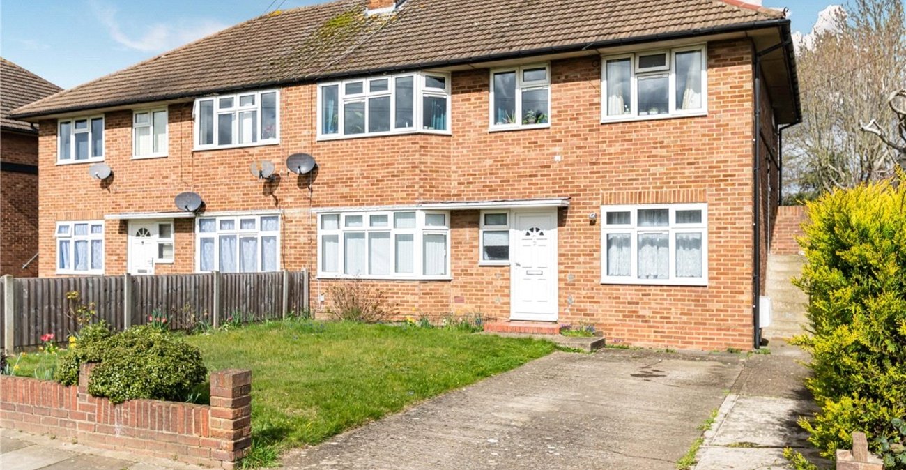 2 bedroom property for sale in Orpington | Robinson Jackson