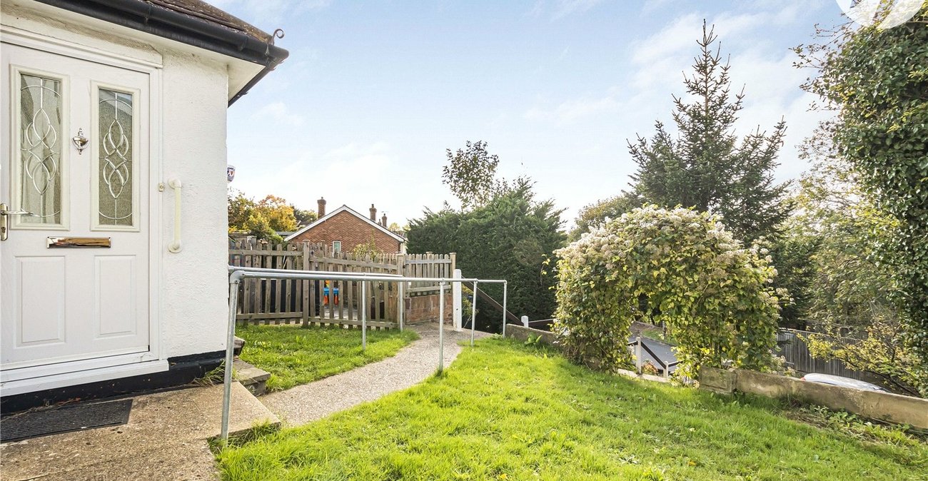 3 bedroom house for sale in Greenhithe | Robinson Jackson