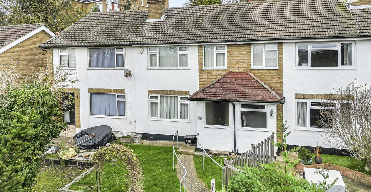 3 bedroom house for sale in Greenhithe | Robinson Jackson