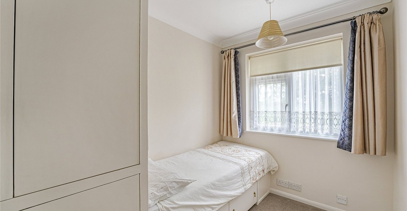 3 bedroom house for sale in Greenhithe | Robinson Jackson