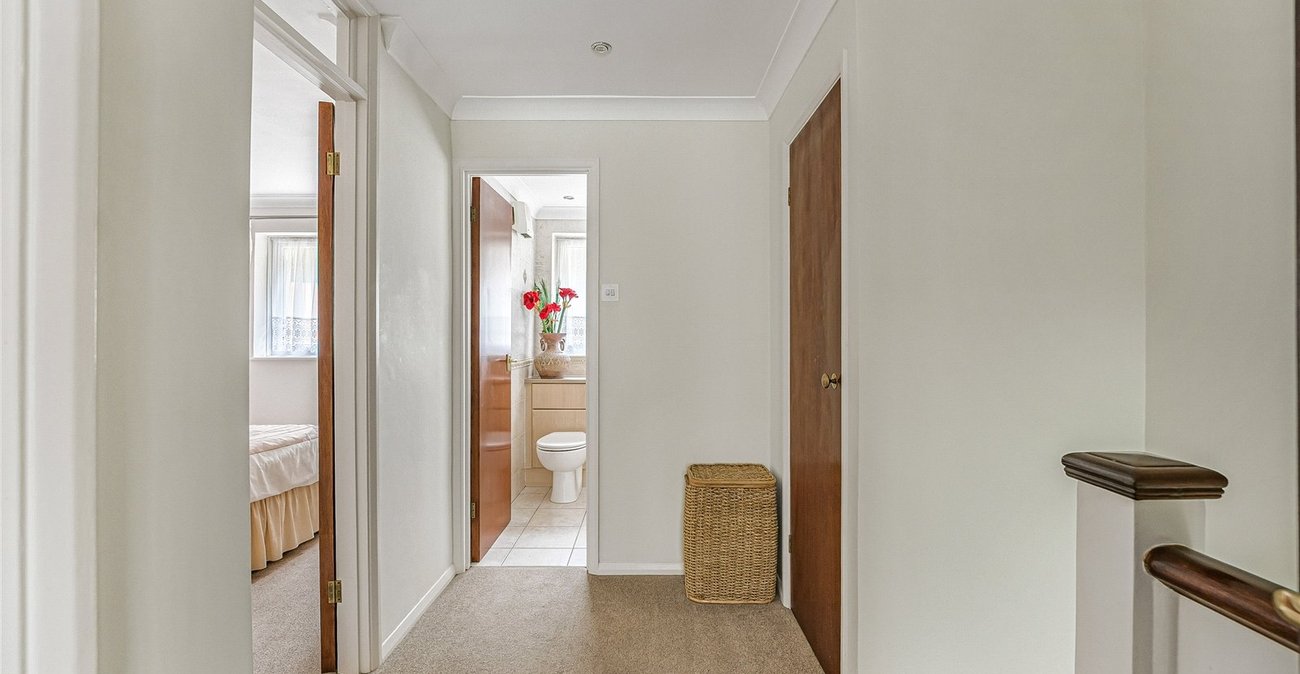 3 bedroom house for sale in Greenhithe | Robinson Jackson