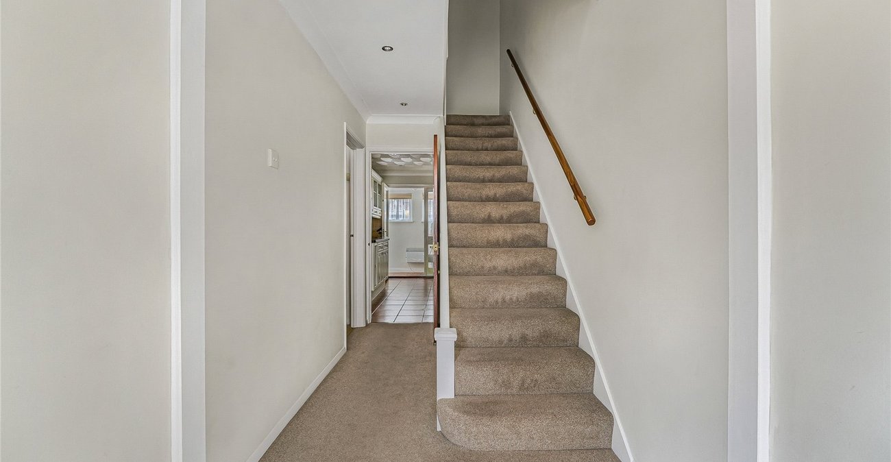 3 bedroom house for sale in Greenhithe | Robinson Jackson