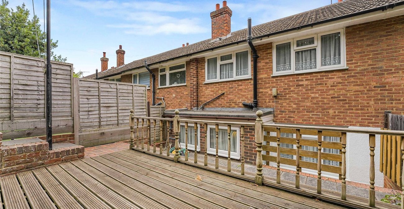 3 bedroom house for sale in Greenhithe | Robinson Jackson