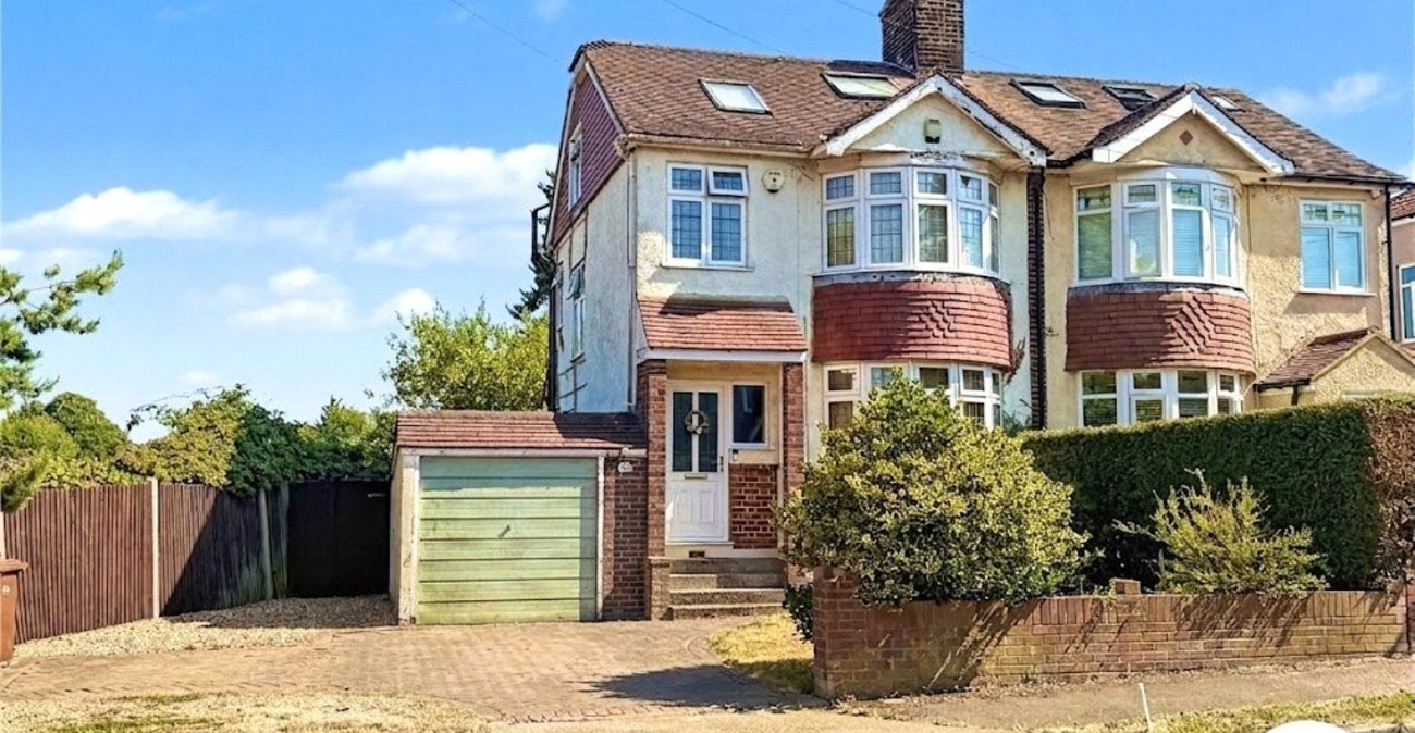 4 bedroom house for sale in Rochester | Robinson Michael & Jackson