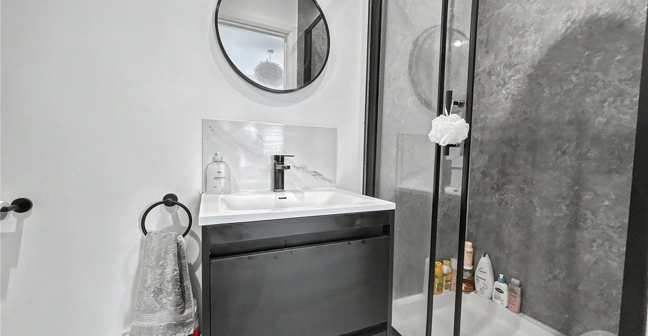 3 bedroom house for sale in Sidcup | Robinson Jackson
