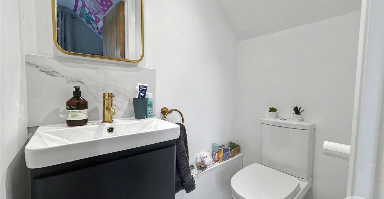 3 bedroom house for sale in Sidcup | Robinson Jackson