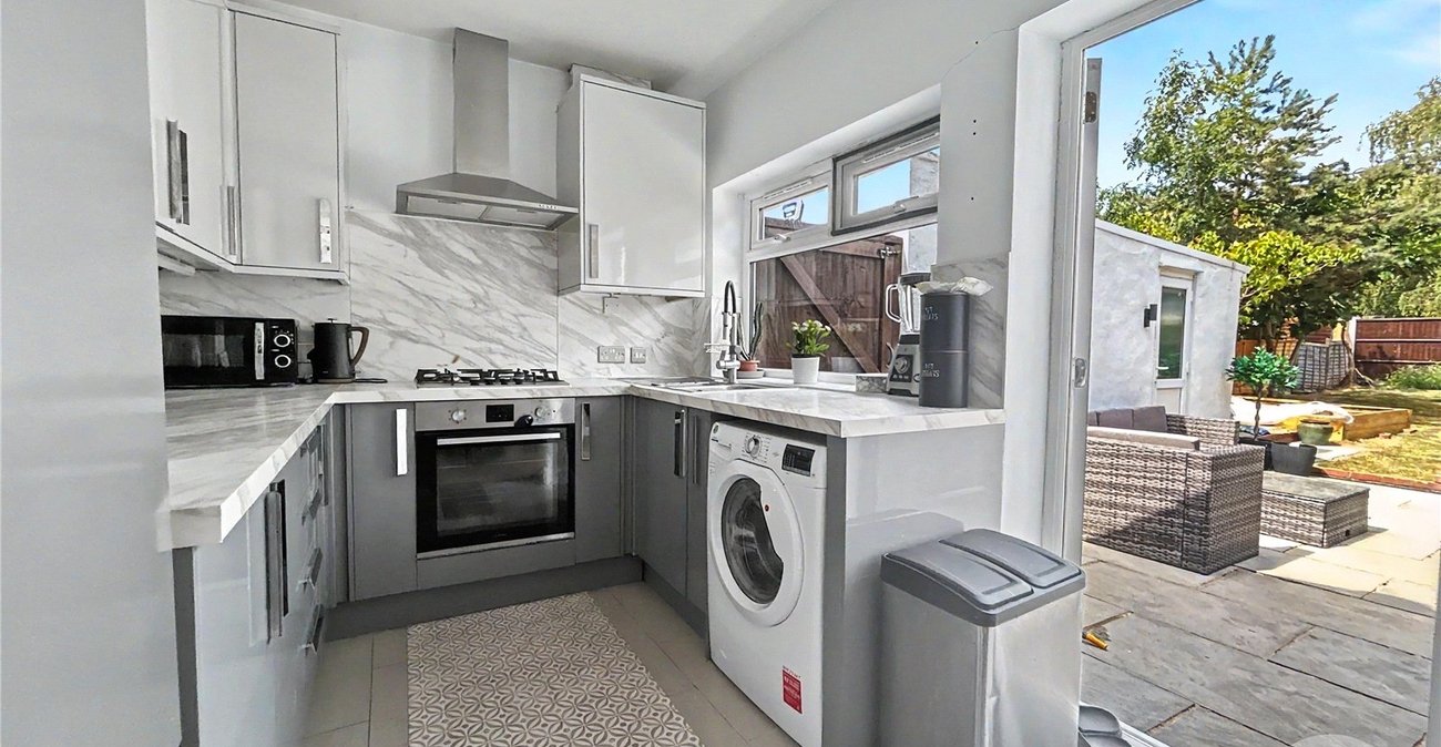 3 bedroom house for sale in Sidcup | Robinson Jackson