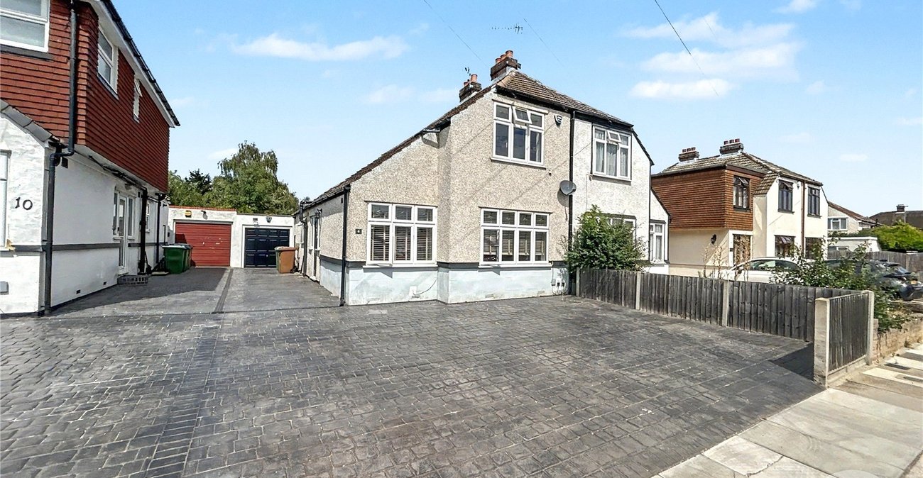 3 bedroom house for sale in Sidcup | Robinson Jackson
