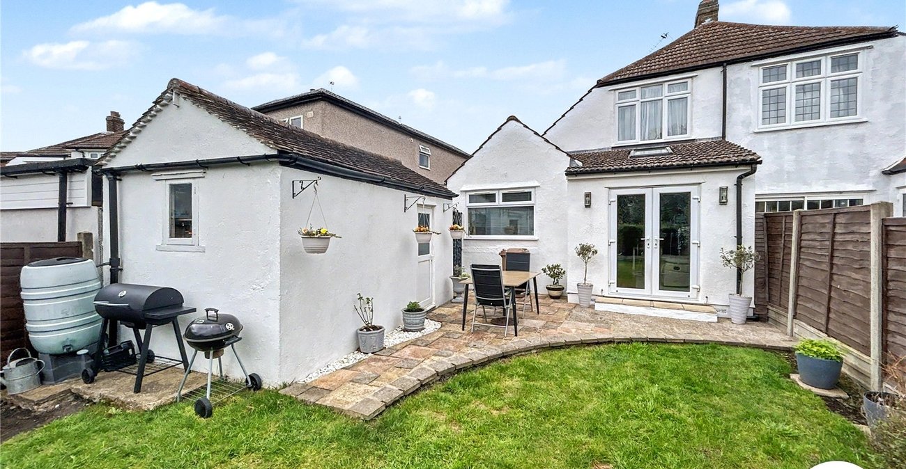 3 bedroom house for sale in Sidcup | Robinson Jackson