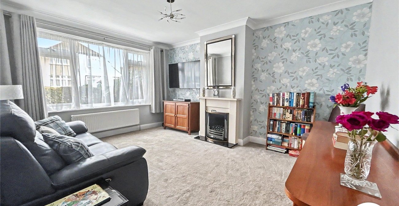 3 bedroom house for sale in Sidcup | Robinson Jackson