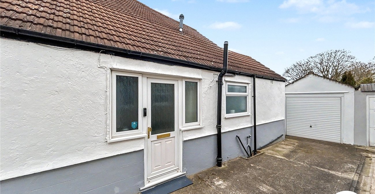 3 bedroom house for sale in Sidcup | Robinson Jackson