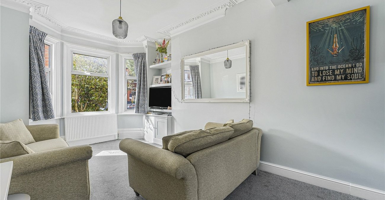 4 bedroom house for sale in London | Robinson Jackson