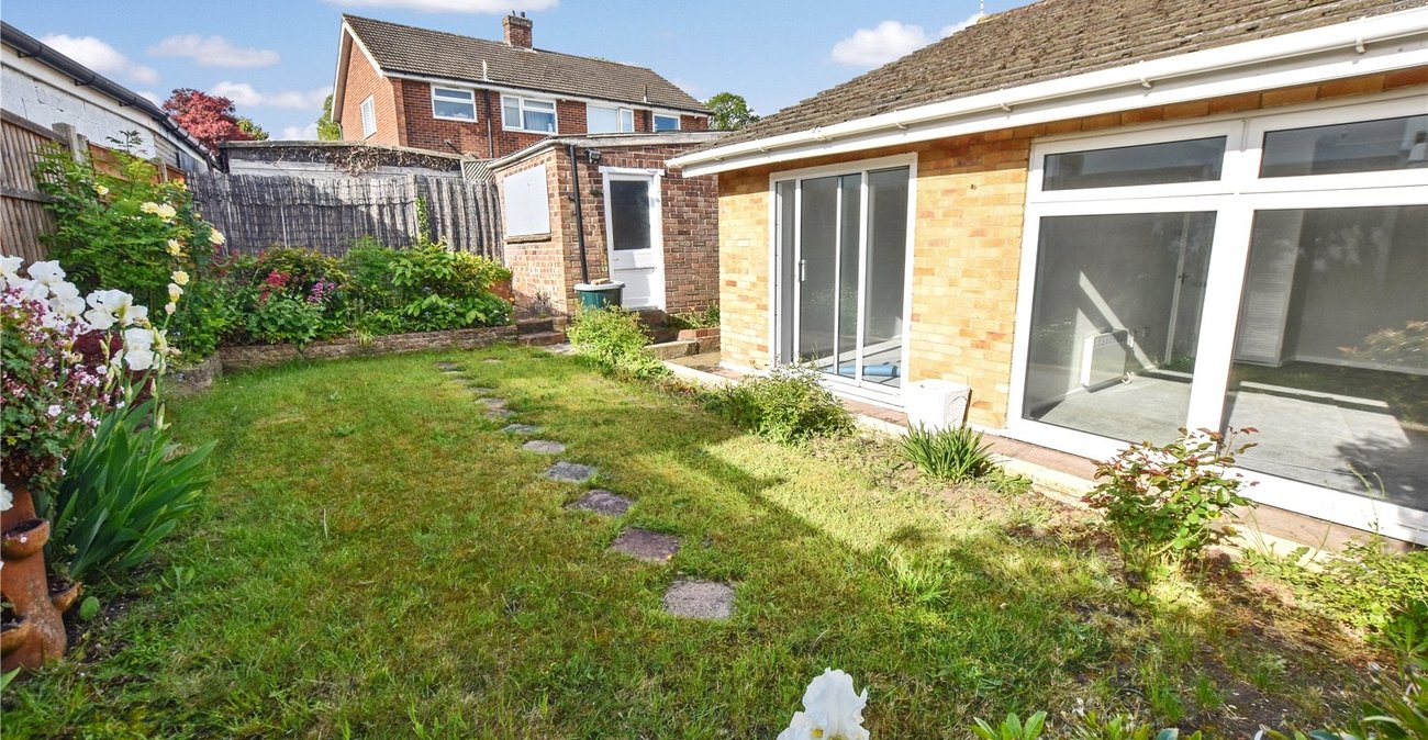 2 bedroom bungalow for sale in Bexley | Robinson Jackson