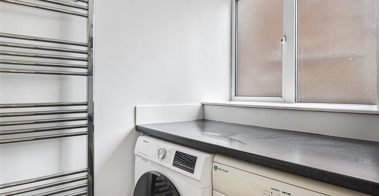 3 bedroom house for sale in Joydens Wood | Robinson Jackson
