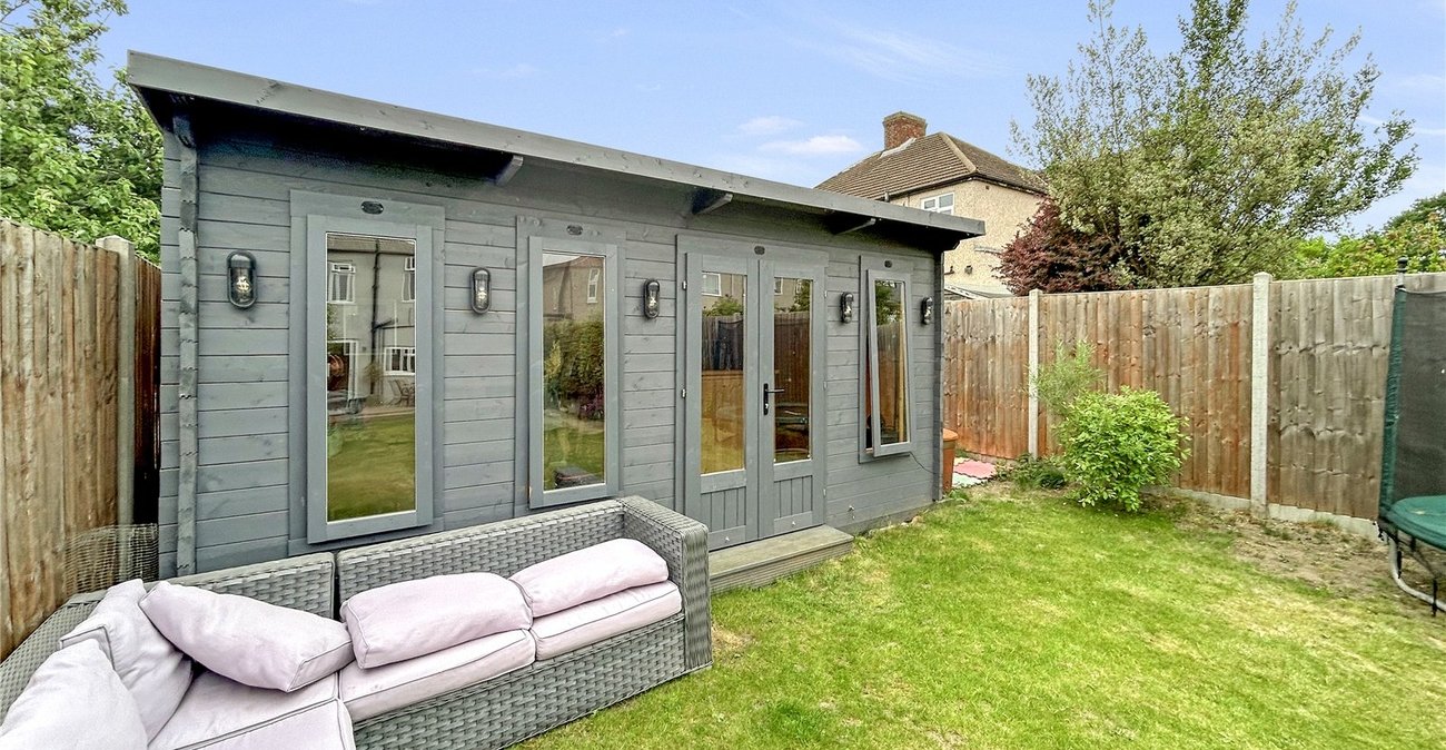 3 bedroom house for sale in Welling | Robinson Jackson