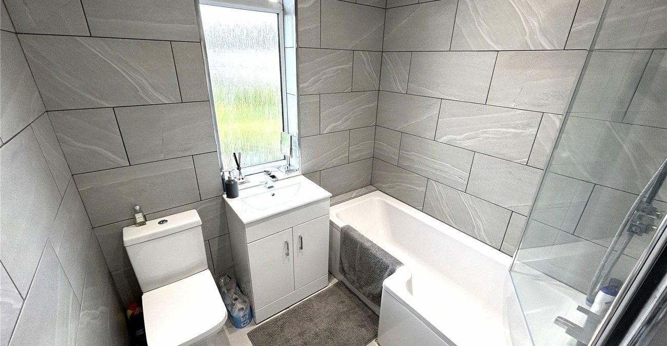 3 bedroom house for sale in Welling | Robinson Jackson