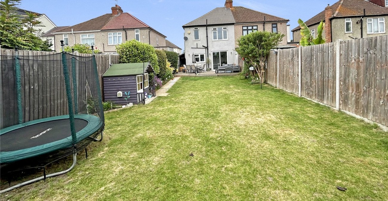 3 bedroom house for sale in Welling | Robinson Jackson