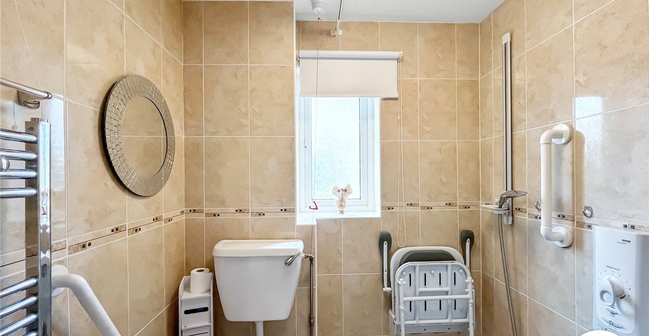 2 bedroom house for sale in Sittingbourne | Robinson Michael & Jackson