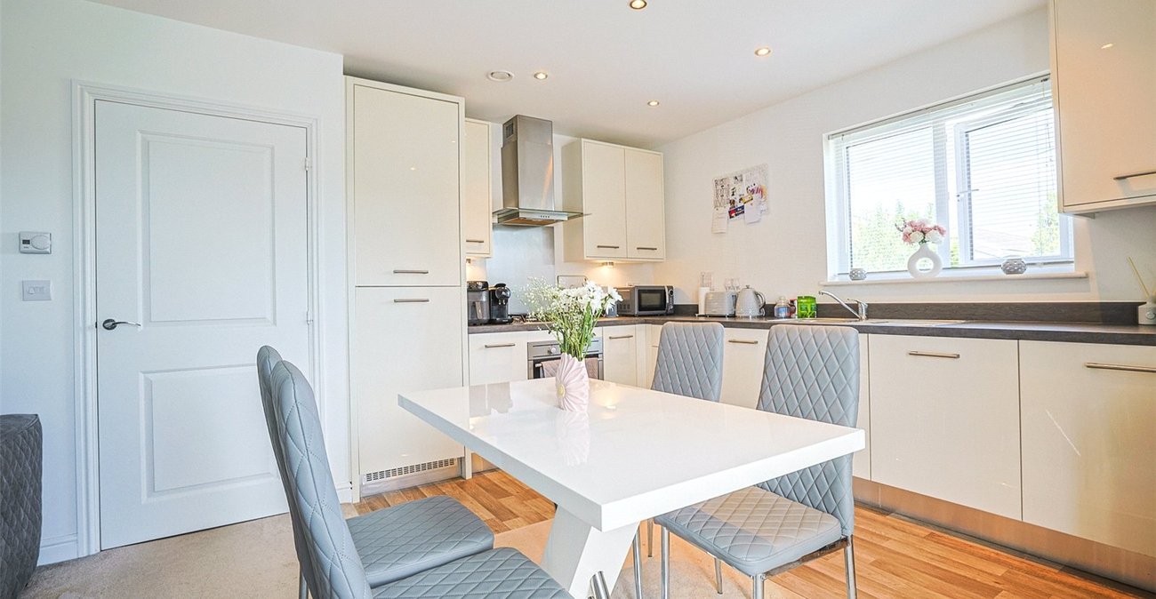 2 bedroom property for sale in Sittingbourne | Robinson Michael & Jackson