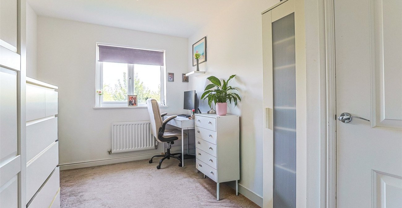 2 bedroom property for sale in Sittingbourne | Robinson Michael & Jackson