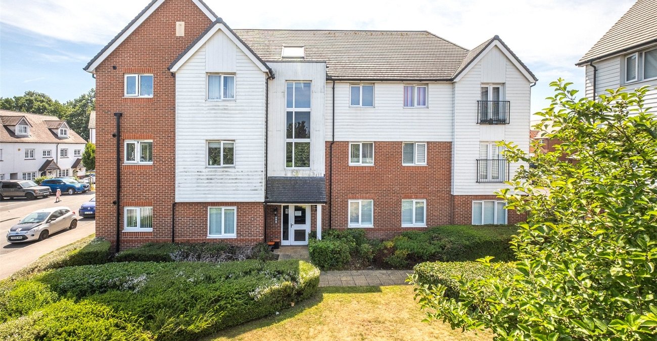 2 bedroom property for sale in Sittingbourne | Robinson Michael & Jackson