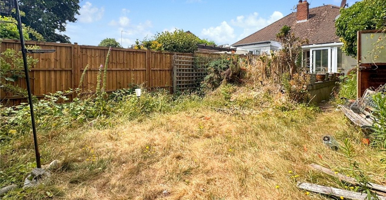 2 bedroom bungalow for sale in St Pauls Cray | Robinson Jackson