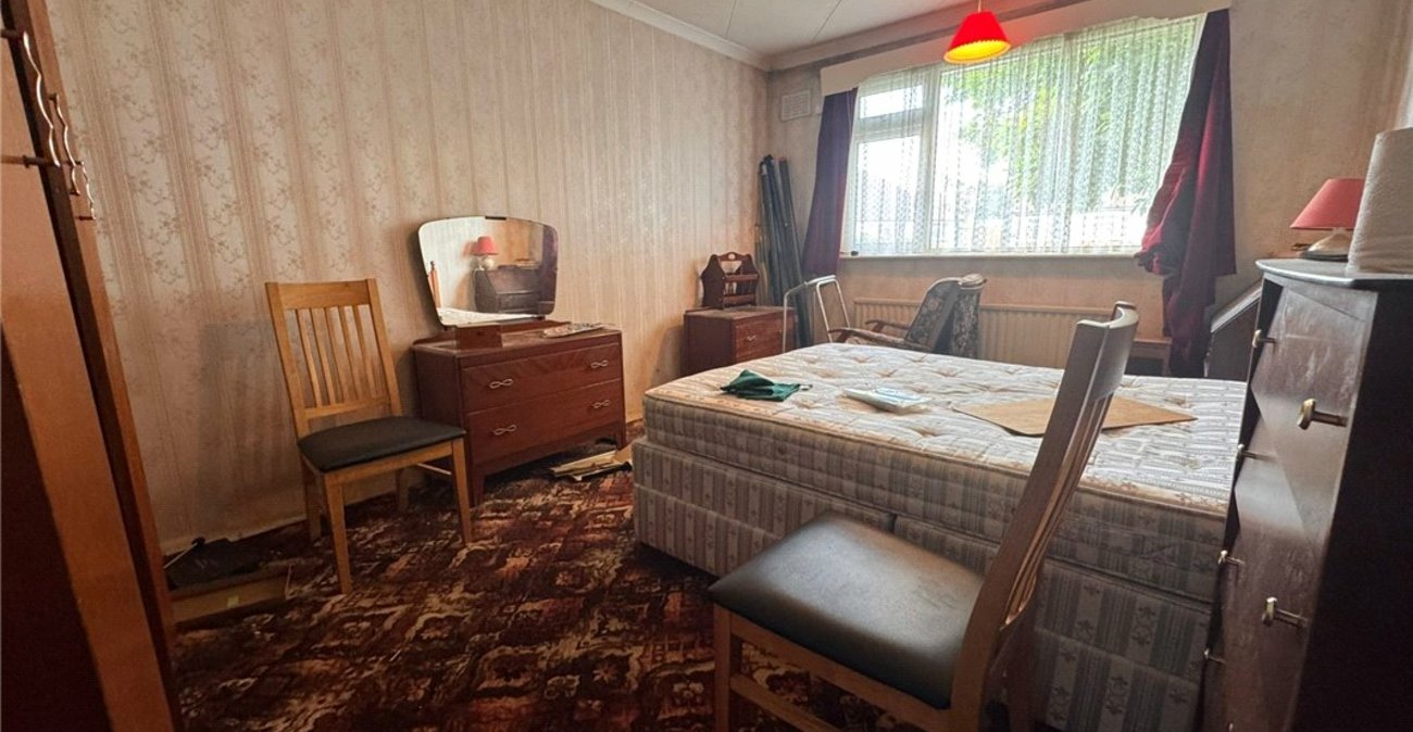 2 bedroom bungalow for sale in St Pauls Cray | Robinson Jackson