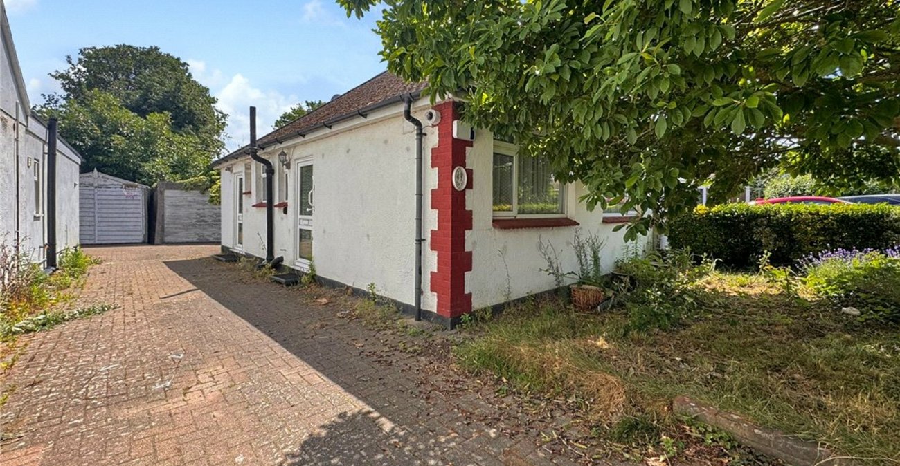 2 bedroom bungalow for sale in St Pauls Cray | Robinson Jackson