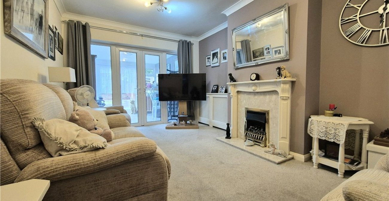 2 bedroom bungalow for sale in St Pauls Cray | Robinson Jackson