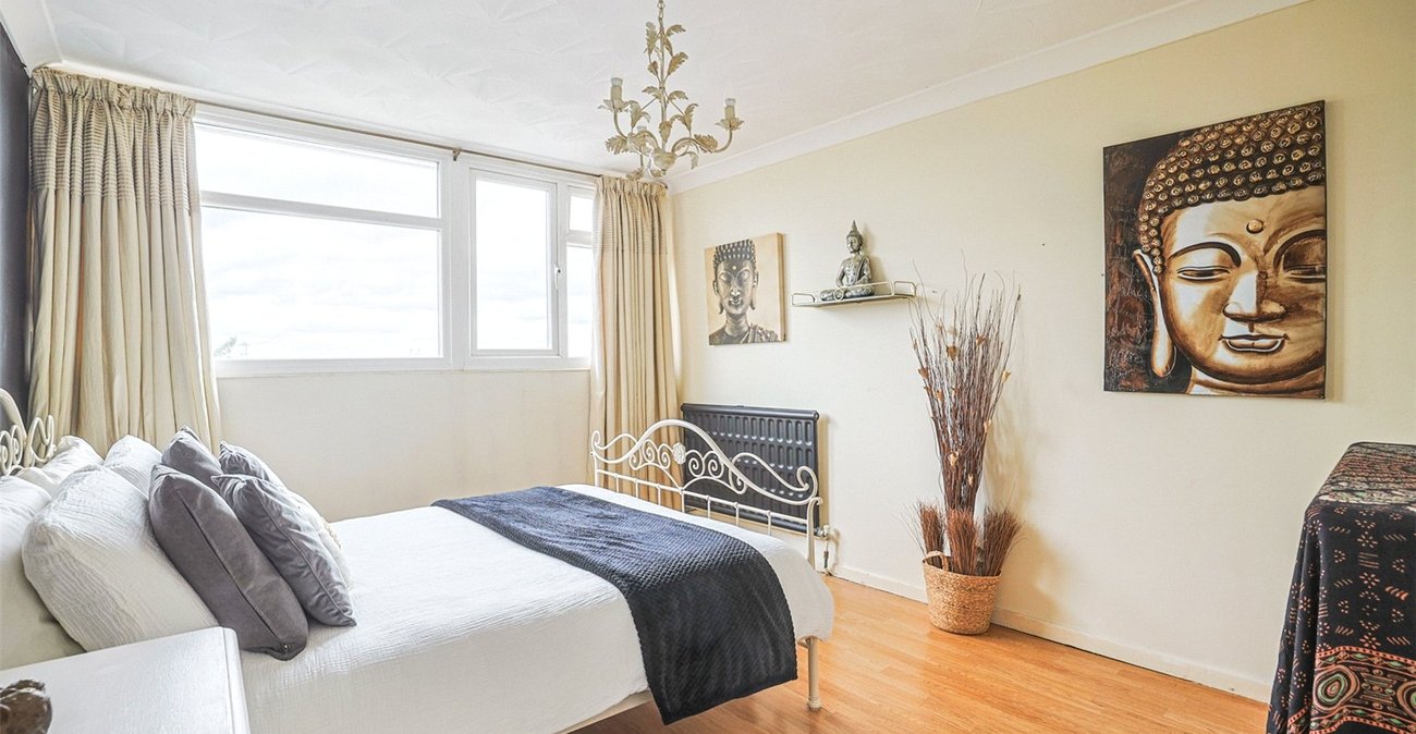 4 bedroom house for sale in Northfleet | Robinson Michael & Jackson