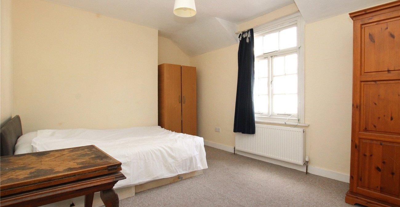 3 bedroom house for sale in Plumstead | Robinson Jackson